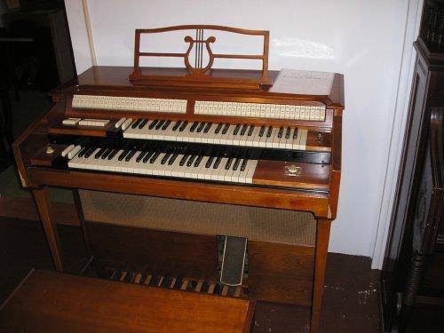 Estey Electronic Organ Model AS-1